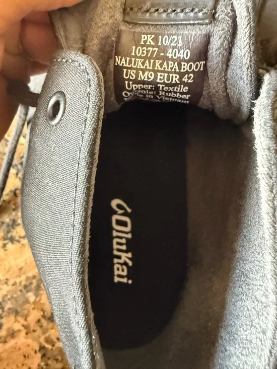 OluKai Men's Black Canvas nalukai Kapa Boots - Picture 6 of 7